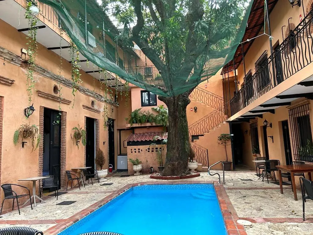 Habitación, desayuno, jacuzzi y piscina Santo Domingo 0*,  República Dominicana